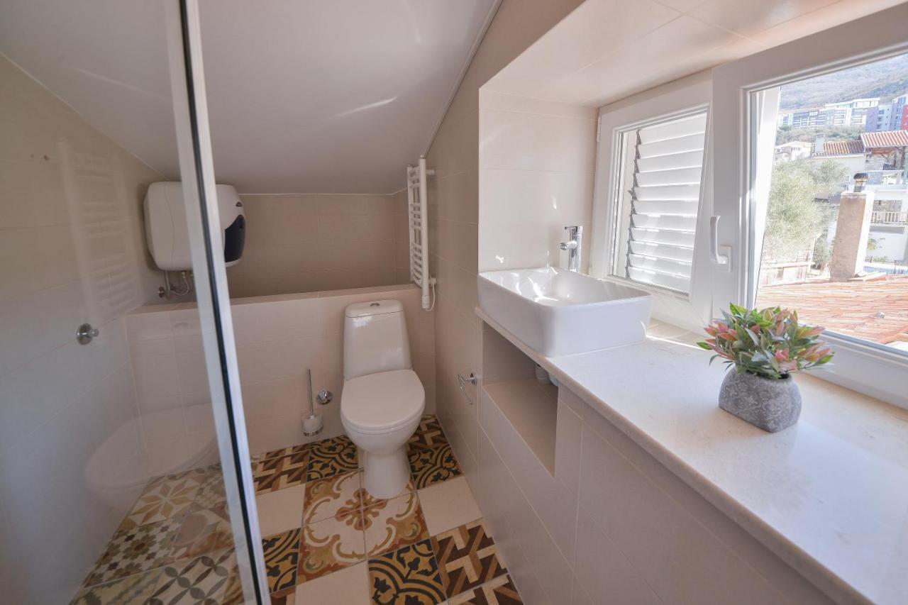 Apartmani Ljubo Rafailovic 2 라파일로비치 외부 사진